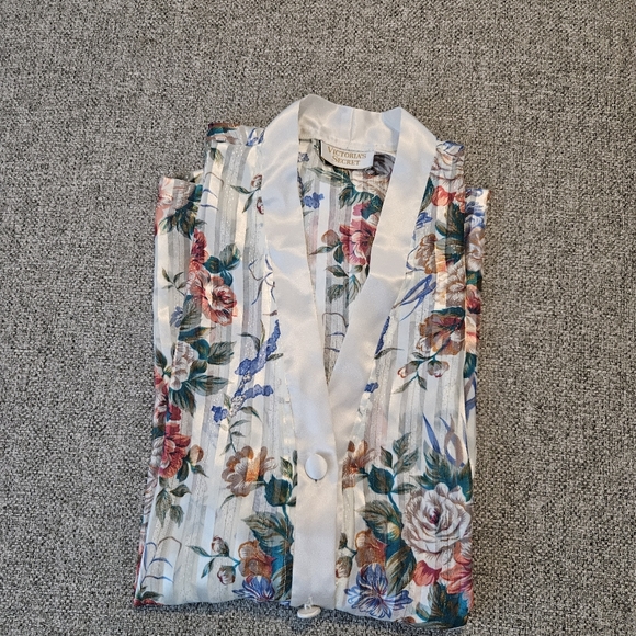 Vintage Victorias Secret Sheer Floral Strip Sleep Shirt Sz Medium Button Down - Picture 8 of 11